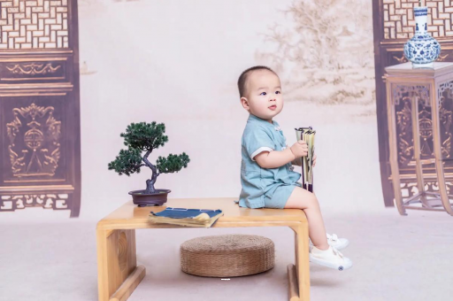 常德宝宝几个月可以笑出声